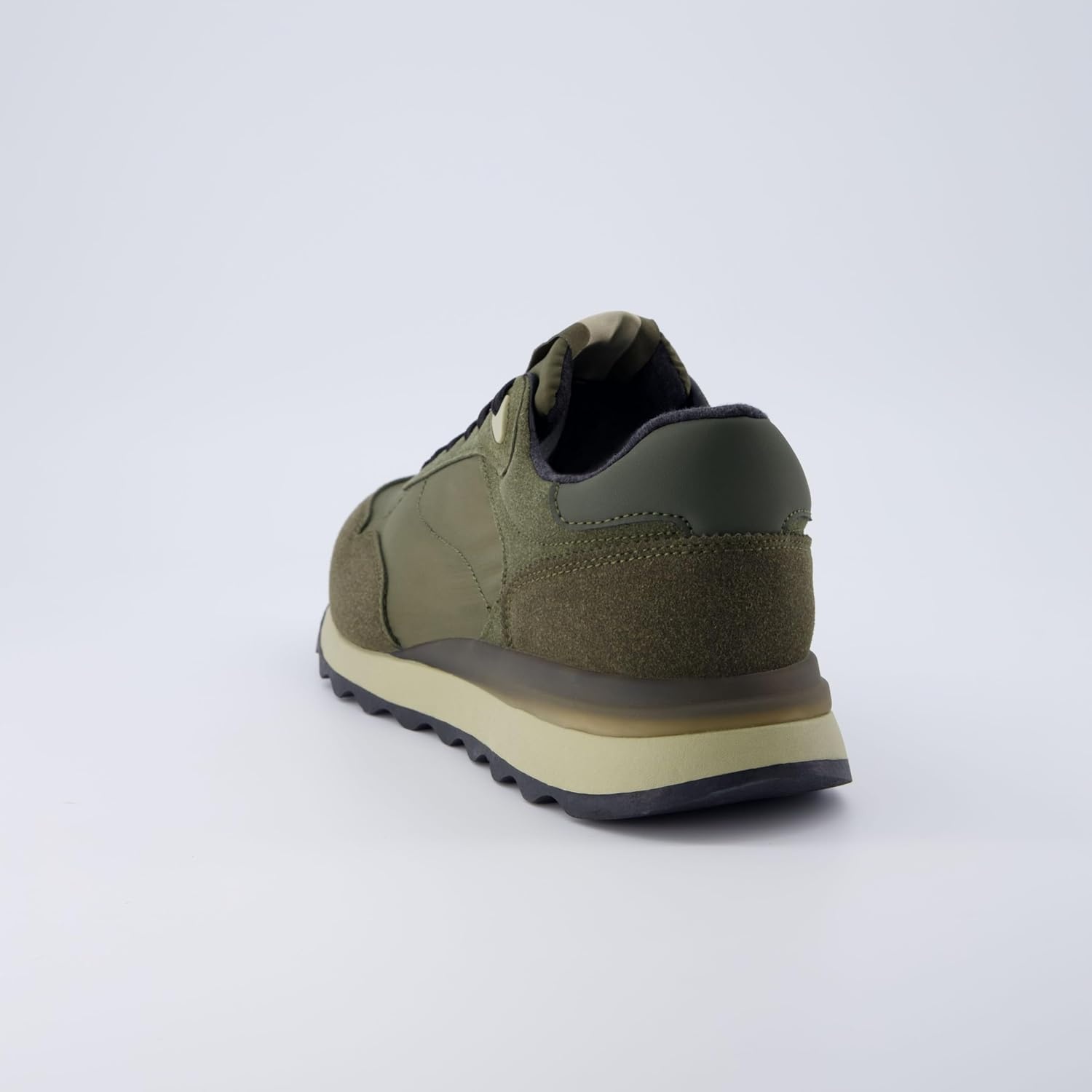 image:imageCUSHIONAIRE Mens Crest lace up Sneaker with Comfort FoamOlive