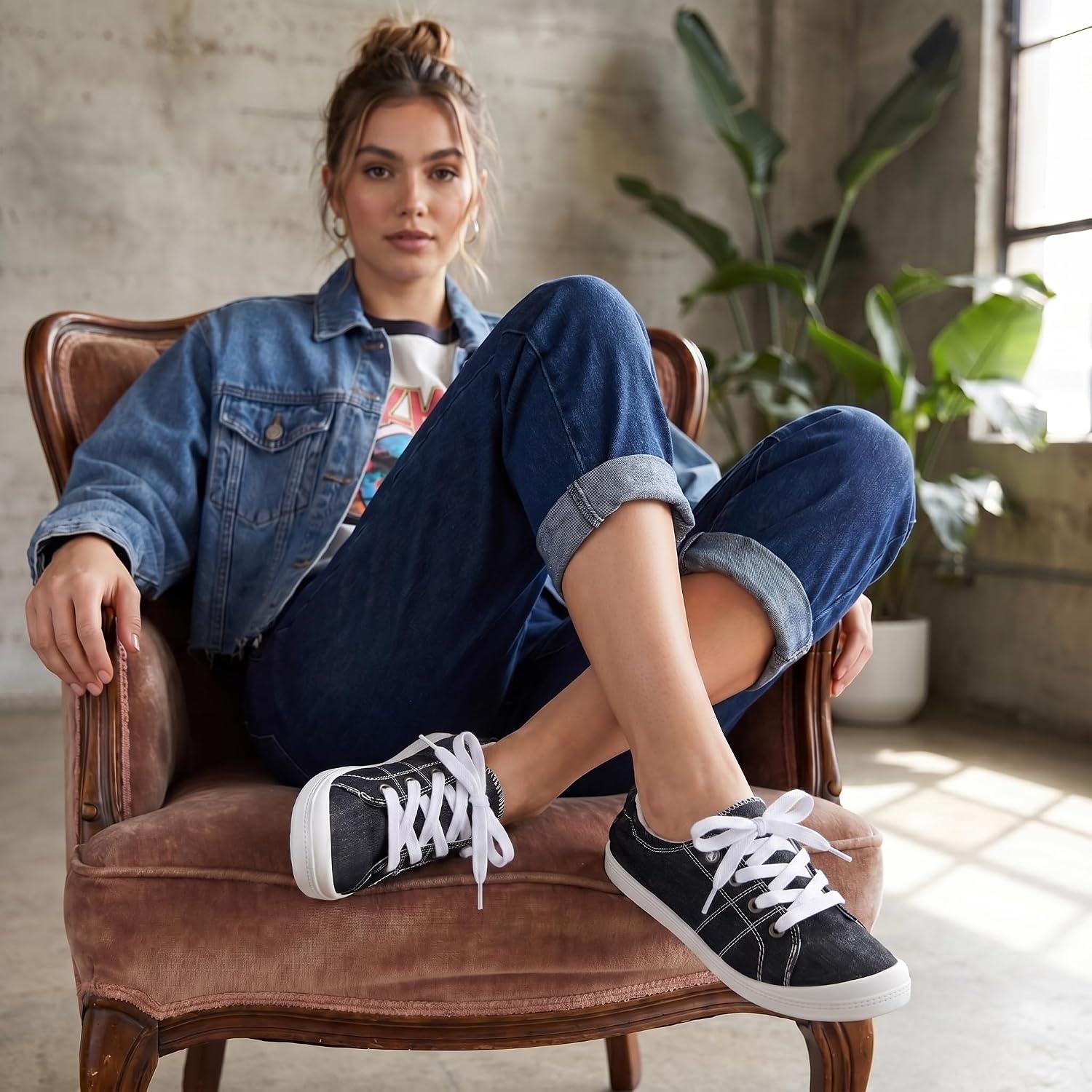 image:imageDunes Sport Womens Reesa Canvas SneakerBlack