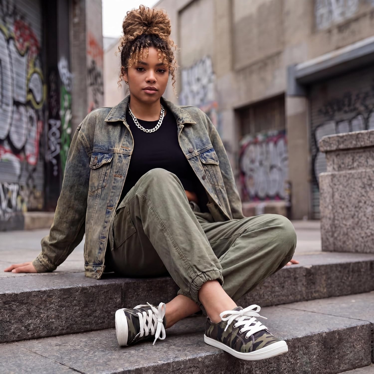 image:imageDunes Sport Womens Reesa Canvas SneakerCamo