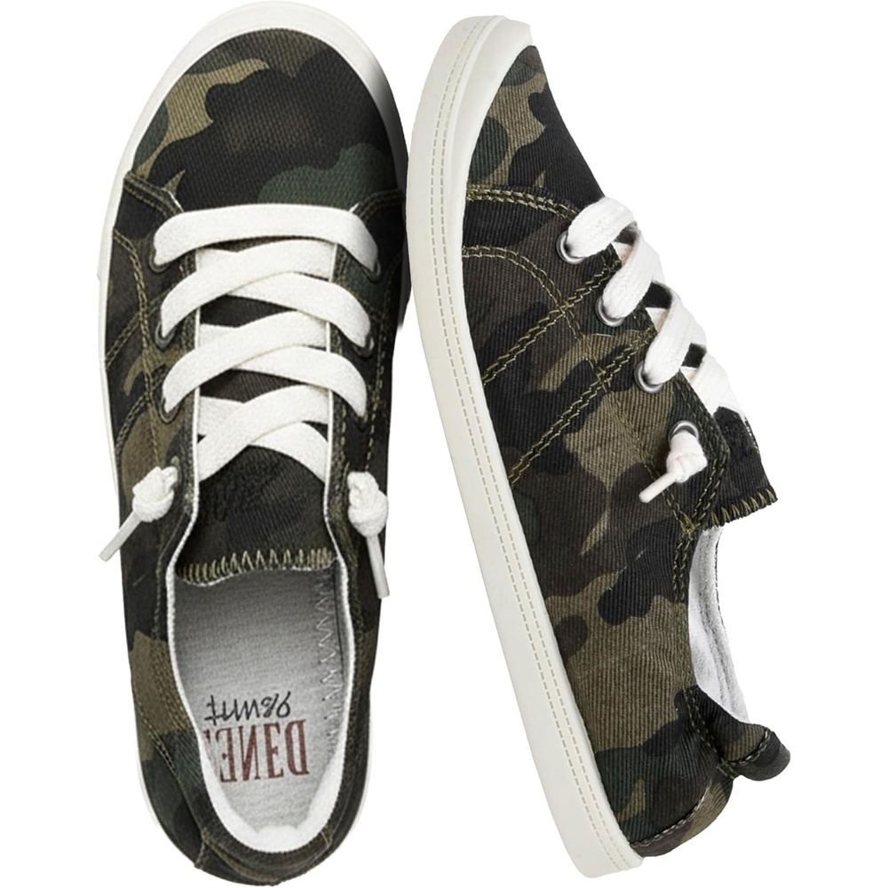 image:imageDunes Sport Womens Reesa Canvas SneakerCamo