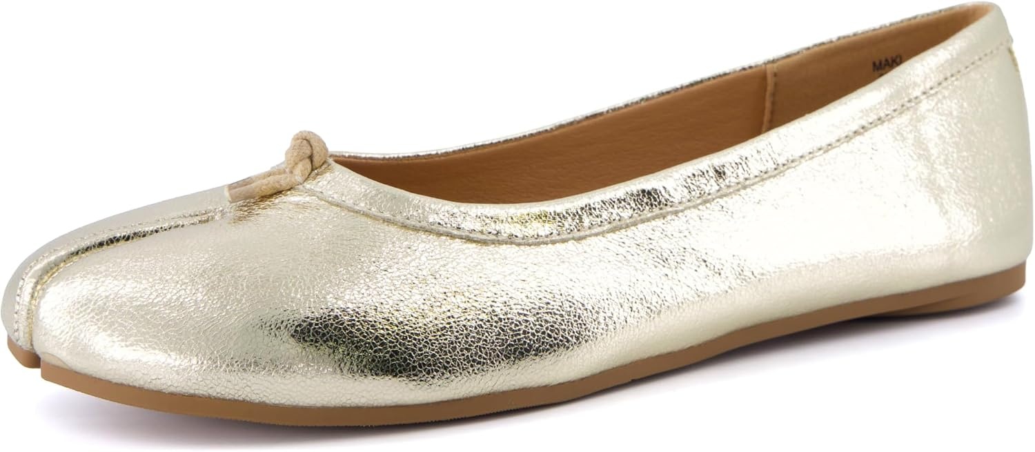 image:imageCUSHIONAIRE Maki Tabi Flats for Women Split Toe Ballet Flats with Flexible Sole and Cushioned FootbedGold