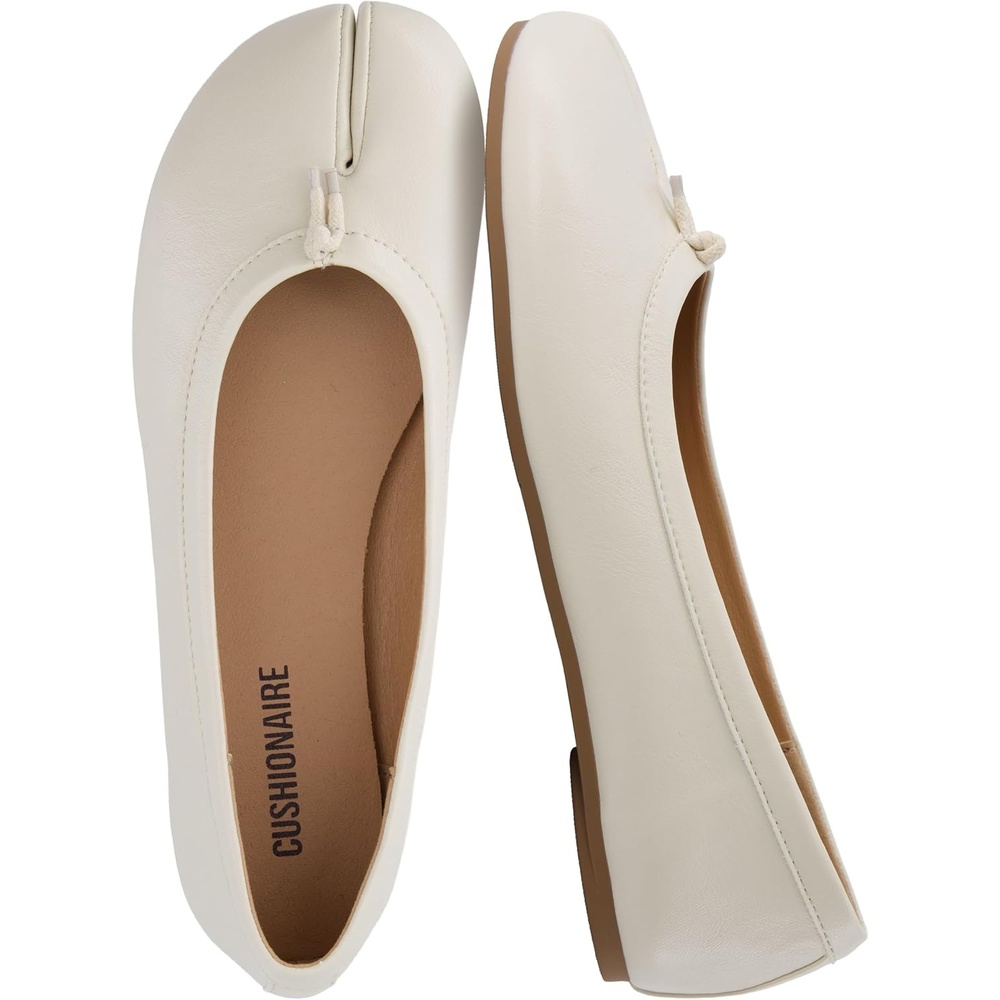 image:imageCUSHIONAIRE Maki Tabi Flats for Women Split Toe Ballet Flats with Flexible Sole and Cushioned FootbedCream