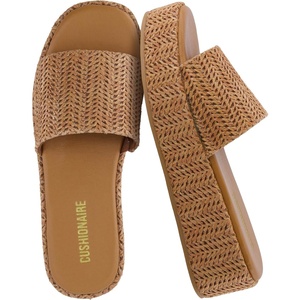 CUSHIONAIRE Women’s Kudos Platform Slide Sandals | Casual Sandals(Caramel)